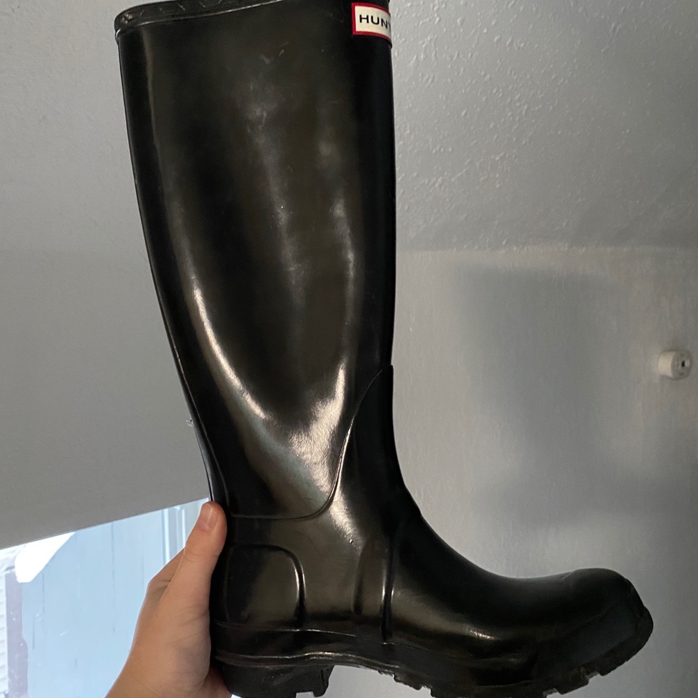 Hunter Black Tall Gloss Rain Boots